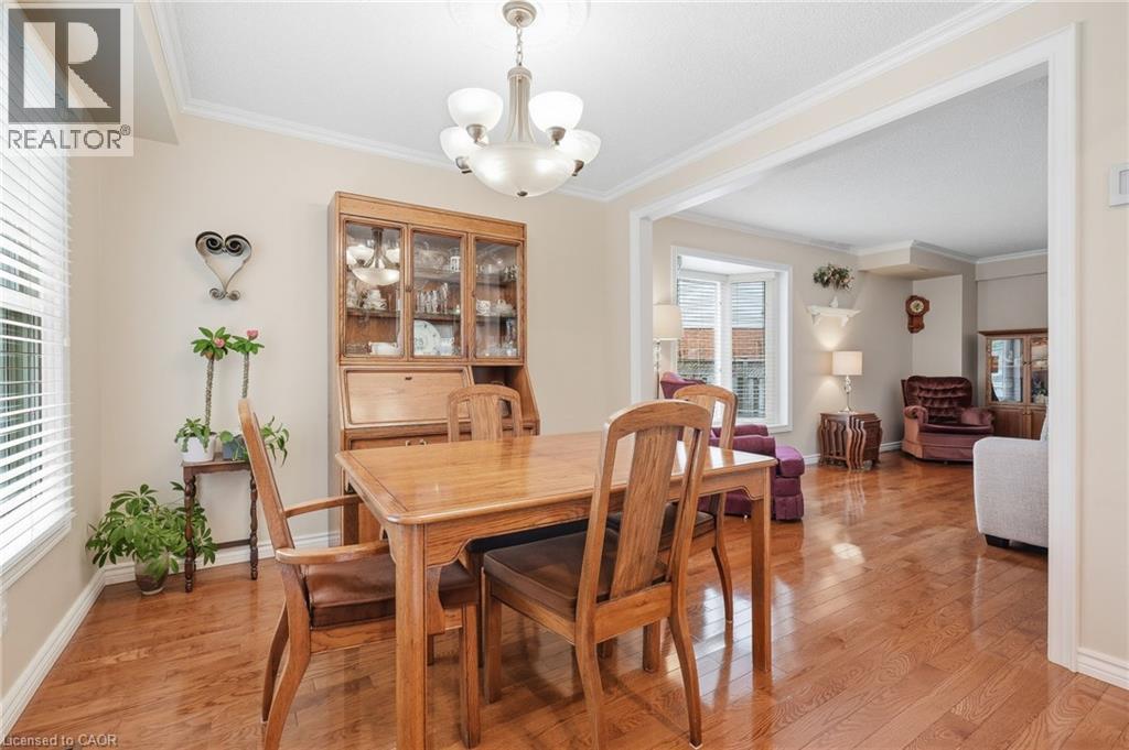 607 Clover Park Crescent, Milton, Ontario  L9T 4T7 - Photo 10 - 40863911