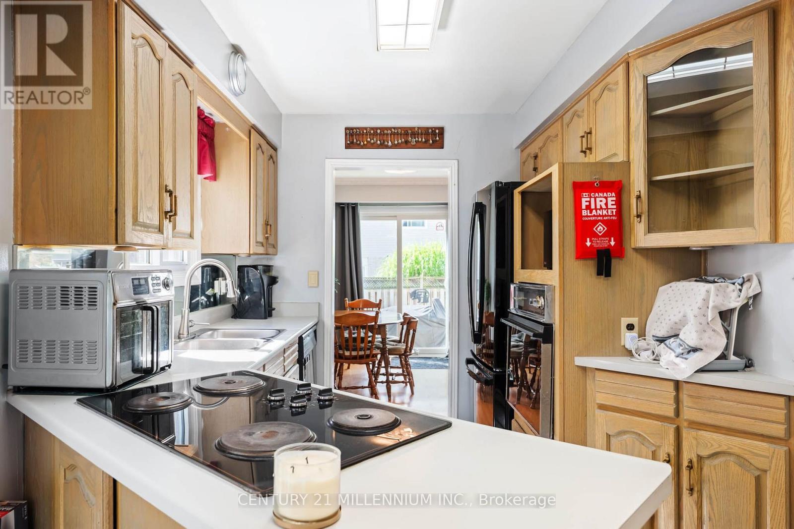 65 Primrose Crescent, Brampton, Ontario  L6Z 1E1 - Photo 16 - W13799594