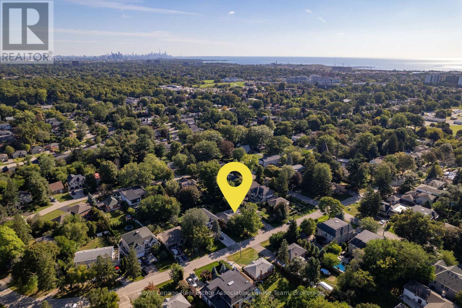 1511 Leda Avenue, Mississauga, Ontario  L5G 4B9 - Photo 39 - W13799000