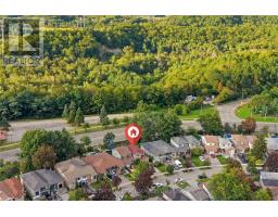 76 LIONHEAD TRAIL, Toronto, Ontario