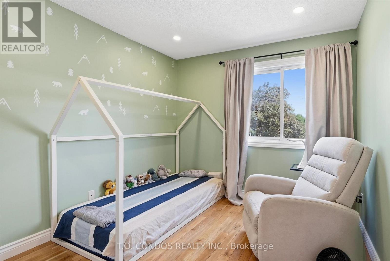 2843 Arvida Circle, Mississauga, Ontario  L5N 1R4 - Photo 25 - W13800440