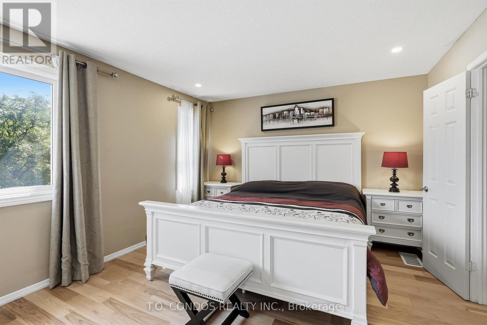 2843 Arvida Circle, Mississauga, Ontario  L5N 1R4 - Photo 21 - W13800440