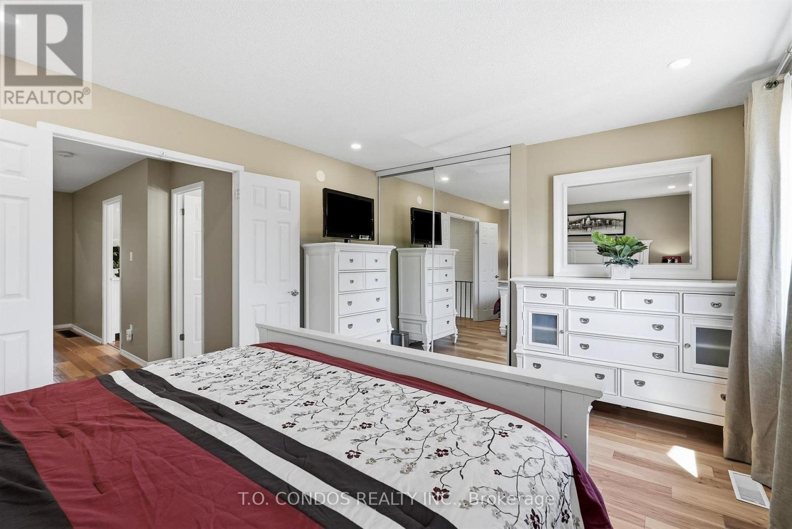 2843 Arvida Circle, Mississauga, Ontario  L5N 1R4 - Photo 22 - W13800440