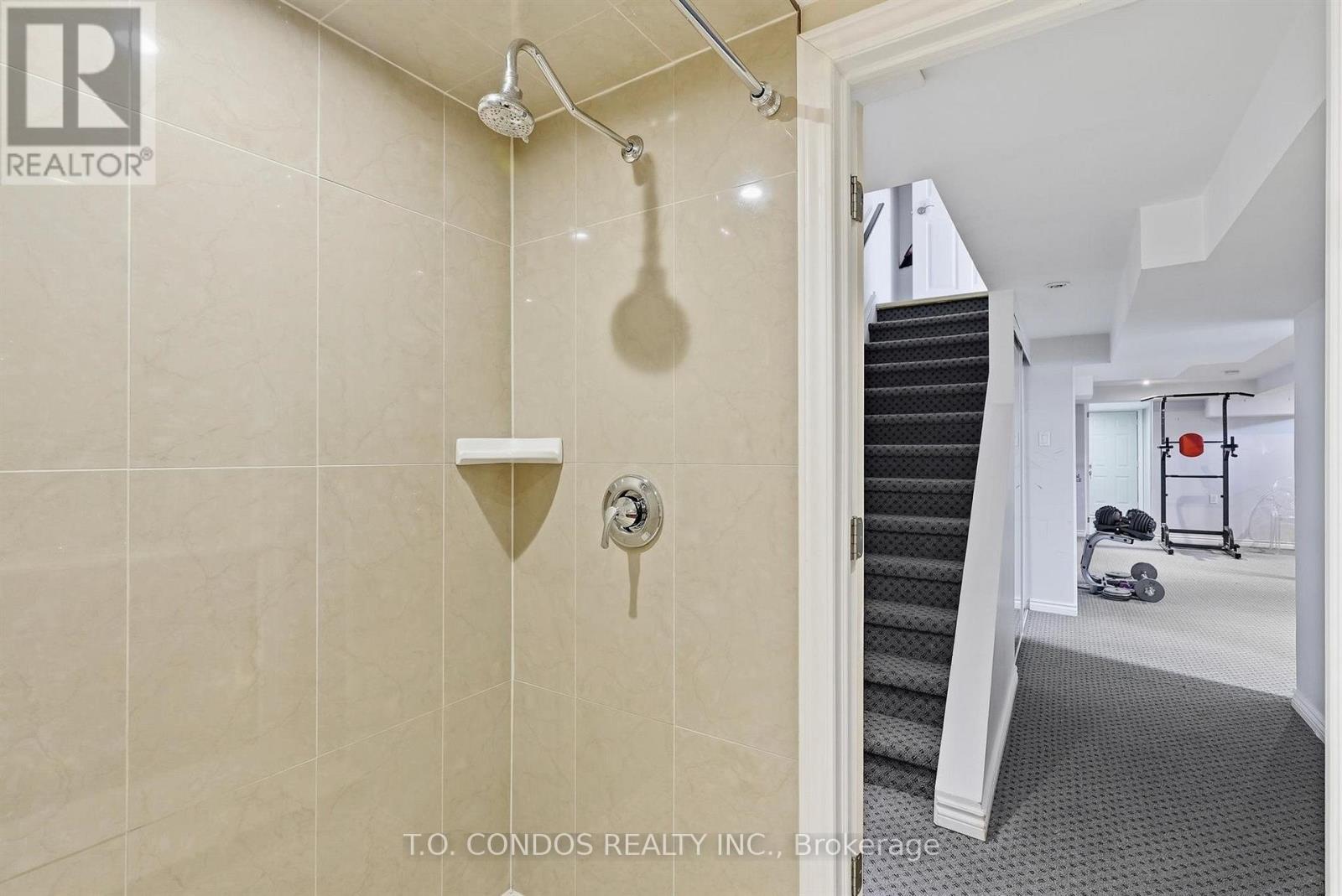 2843 Arvida Circle, Mississauga, Ontario  L5N 1R4 - Photo 37 - W13800440