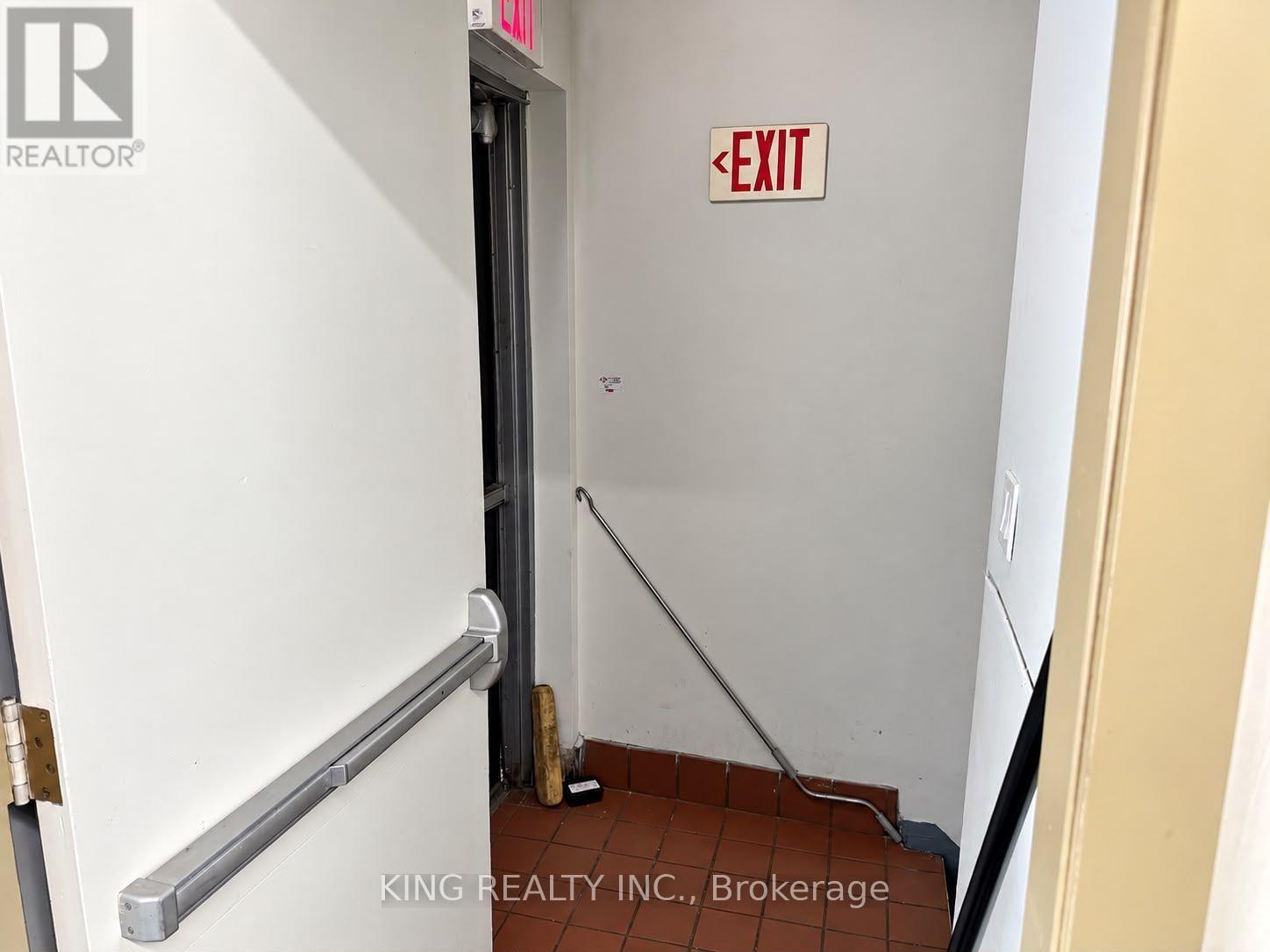 133 Jefferson Avenue, Toronto, Ontario  M6K 3E4 - Photo 40 - W13802054