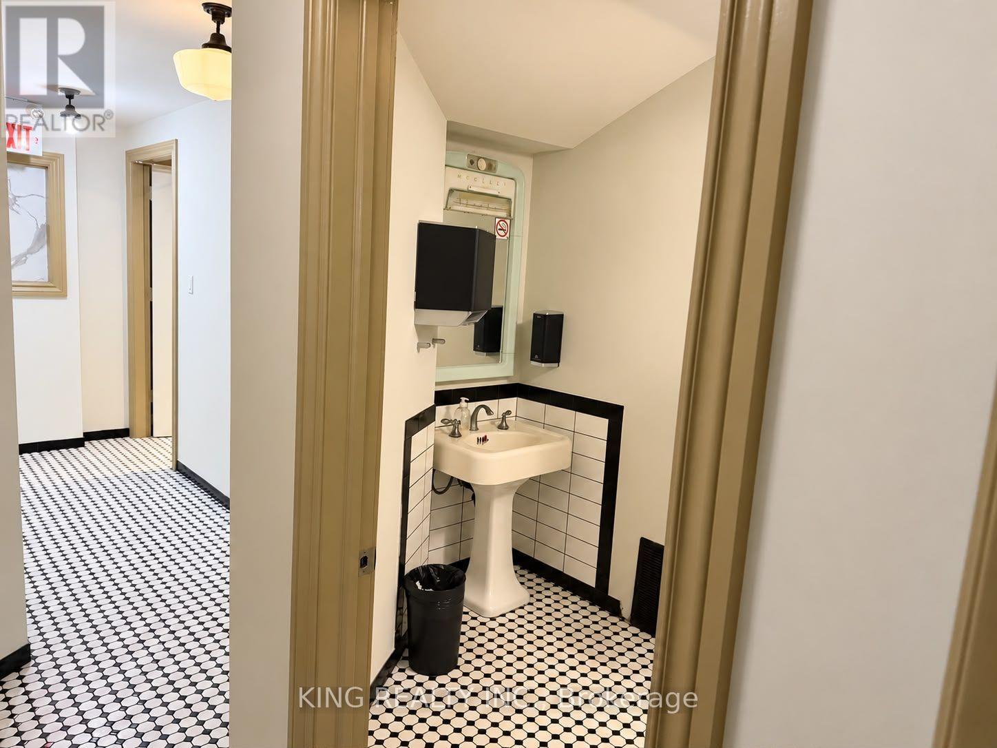 133 Jefferson Avenue, Toronto, Ontario  M6K 3E4 - Photo 35 - W13802054