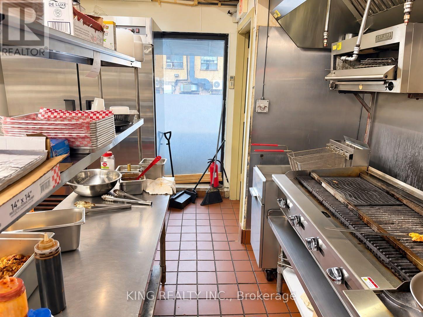 133 Jefferson Avenue, Toronto, Ontario  M6K 3E4 - Photo 38 - W13802054