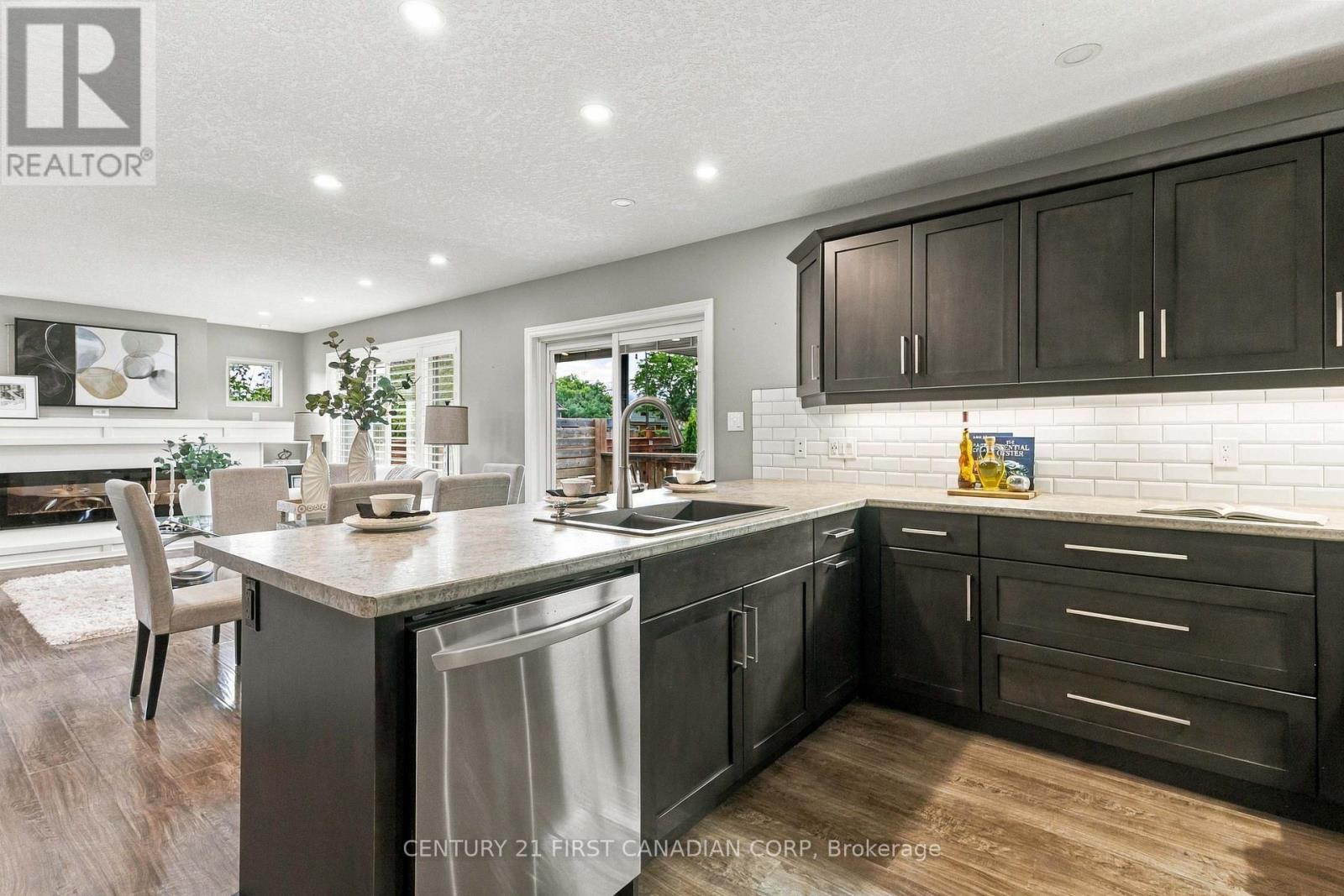 12 Glenwood Street, St. Thomas, Ontario  N5R 0G9 - Photo 12 - X13802220