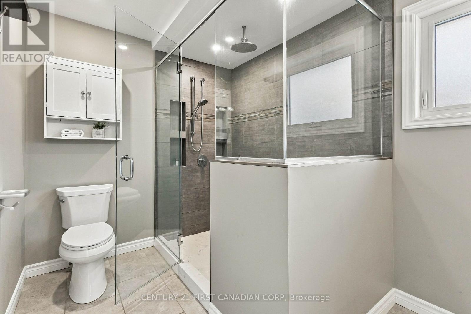 12 Glenwood Street, St. Thomas, Ontario  N5R 0G9 - Photo 17 - X13802220
