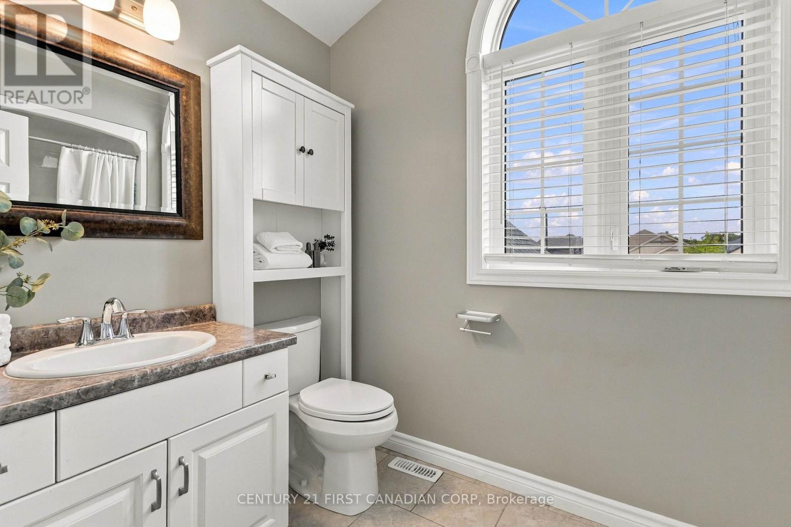 12 Glenwood Street, St. Thomas, Ontario  N5R 0G9 - Photo 24 - X13802220