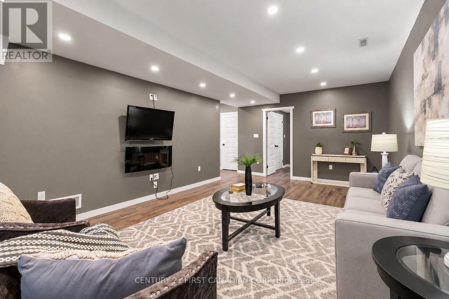 12 Glenwood Street, St. Thomas, Ontario  N5R 0G9 - Photo 28 - X13802220