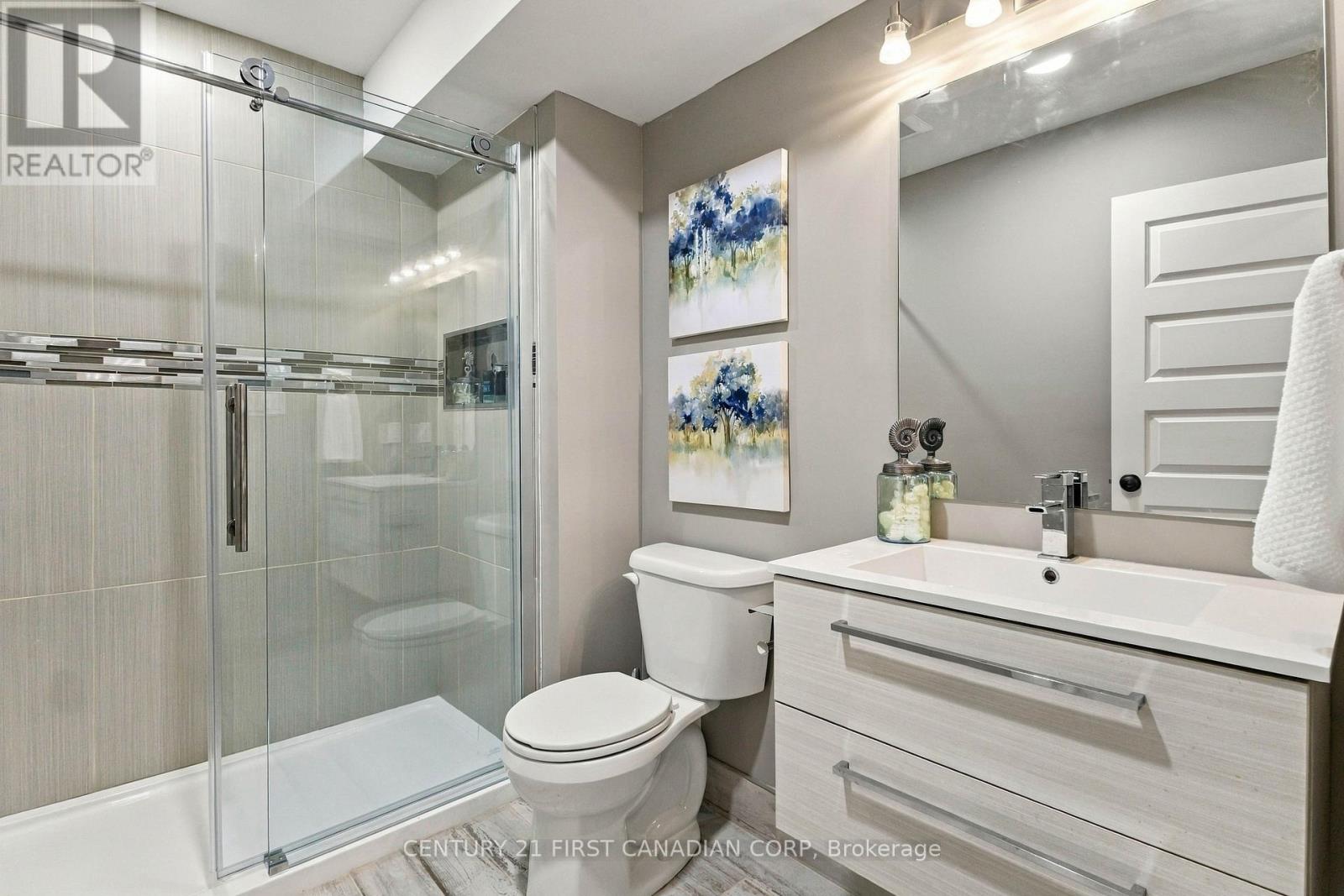 12 Glenwood Street, St. Thomas, Ontario  N5R 0G9 - Photo 30 - X13802220