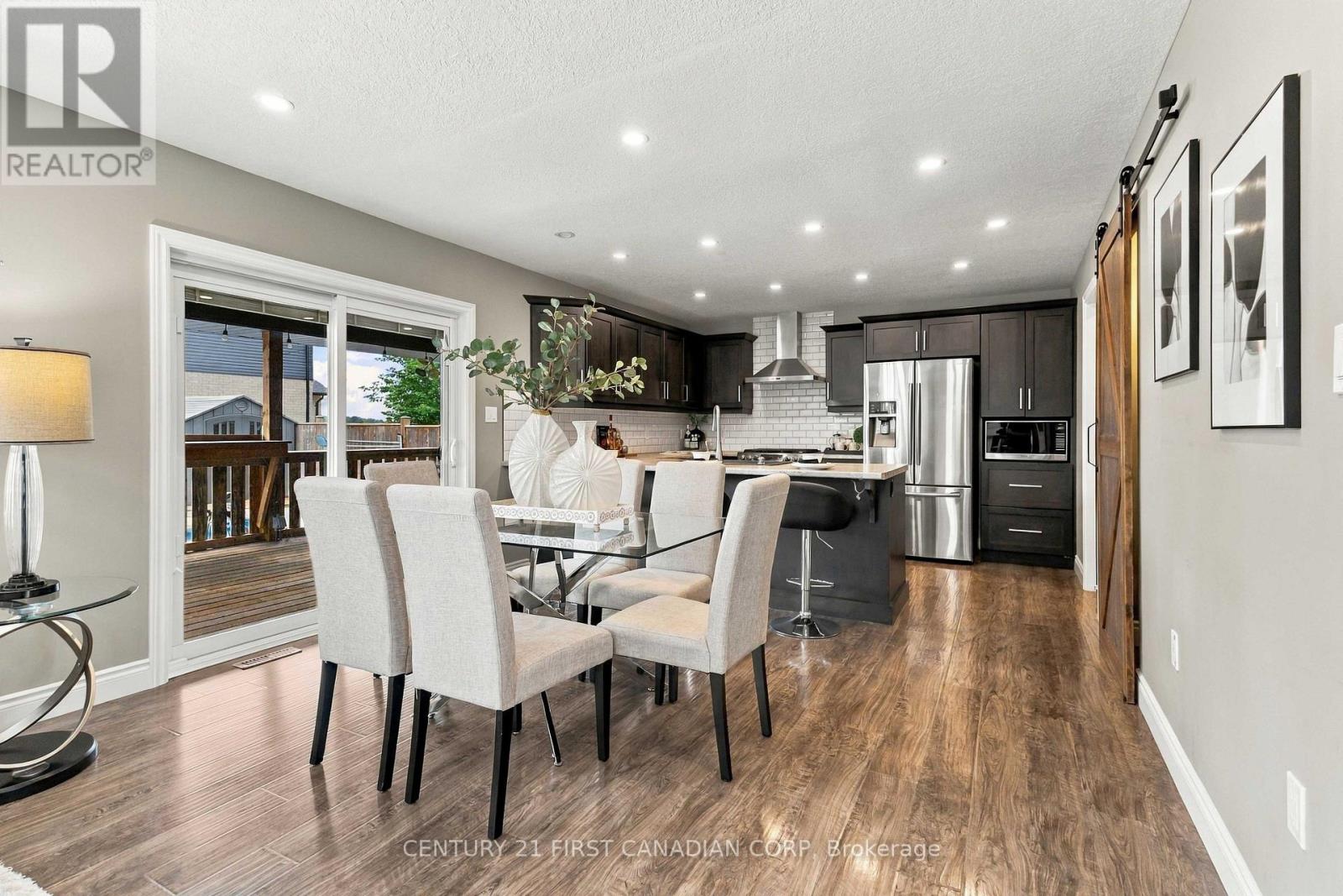 12 Glenwood Street, St. Thomas, Ontario  N5R 0G9 - Photo 8 - X13802220