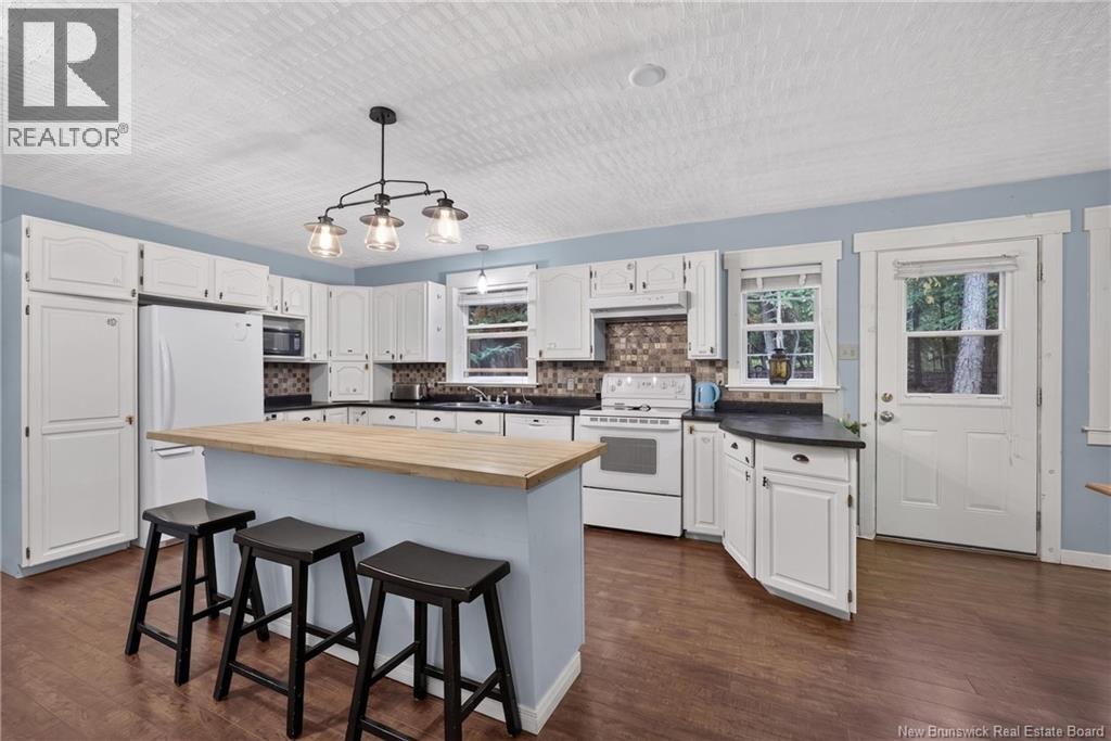77 Highfield Road, Douglas, New Brunswick  E3G 7R1 - Photo 4 - NB148150