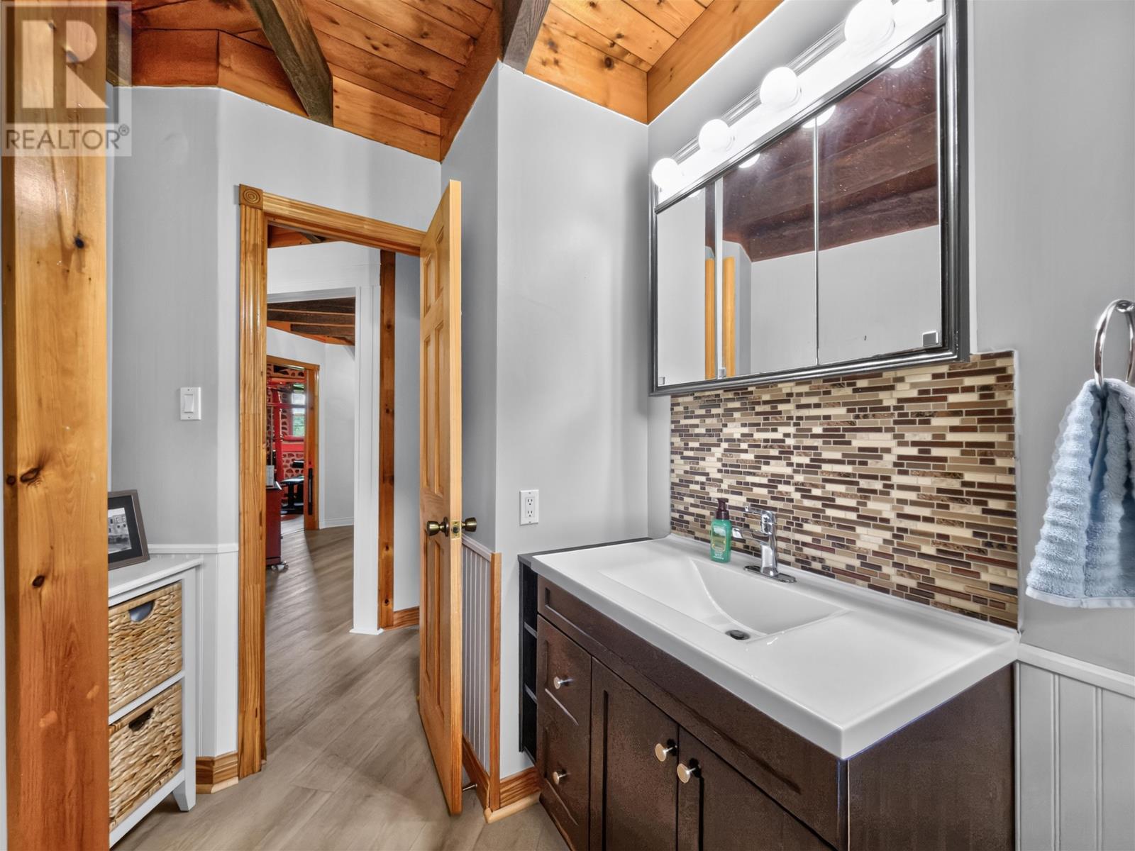 1323 Brooklyn Road photo 26