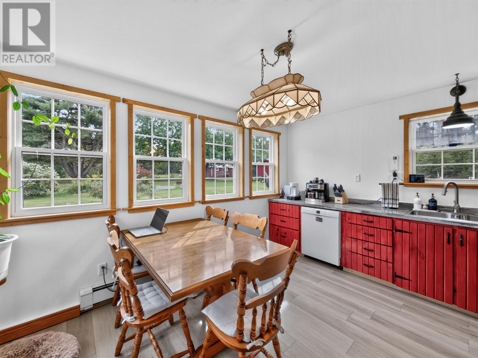 1323 Brooklyn Road photo 16