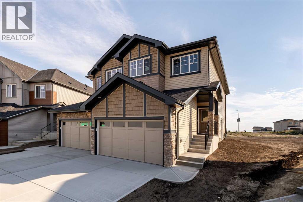 312 Edgefield Close