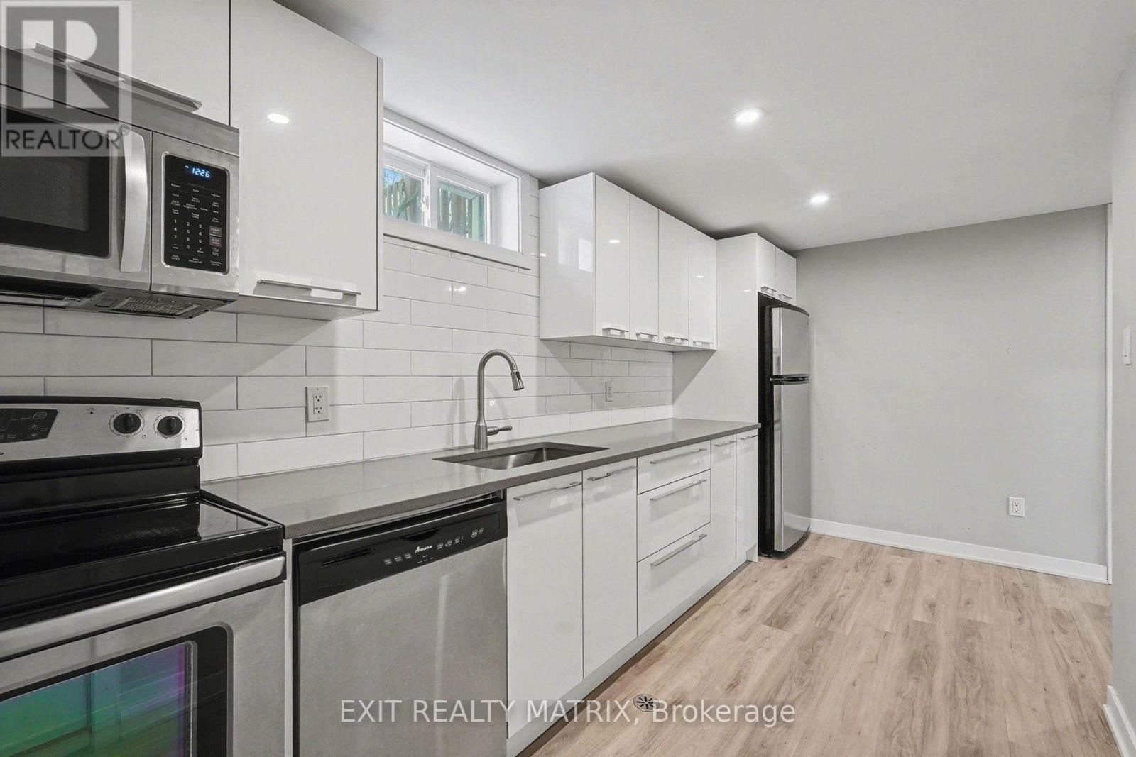 91 Sheldrake Drive, Ottawa, Ontario  K2L 1T1 - Photo 9 - X13802152