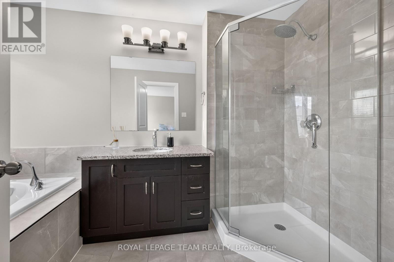 154 Woodhurst Crescent, Ottawa, Ontario  K2S 0T5 - Photo 22 - X13802222