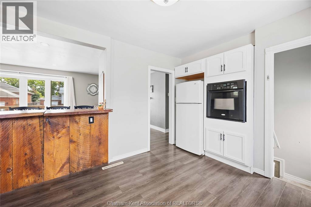 6 York Street, Lambton Shores, Ontario  N0N 1J0 - Photo 12 - 26023002