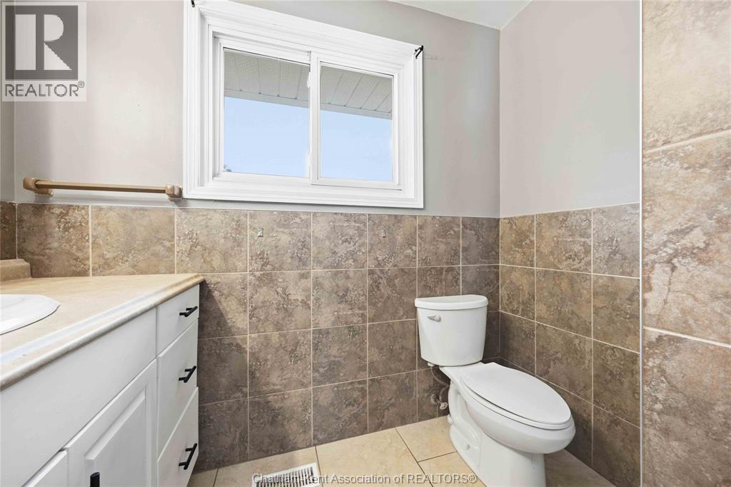 6 York Street, Lambton Shores, Ontario  N0N 1J0 - Photo 24 - 26023002
