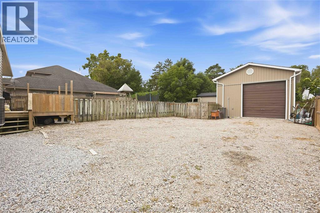 6 York Street, Lambton Shores, Ontario  N0N 1J0 - Photo 36 - 26023002