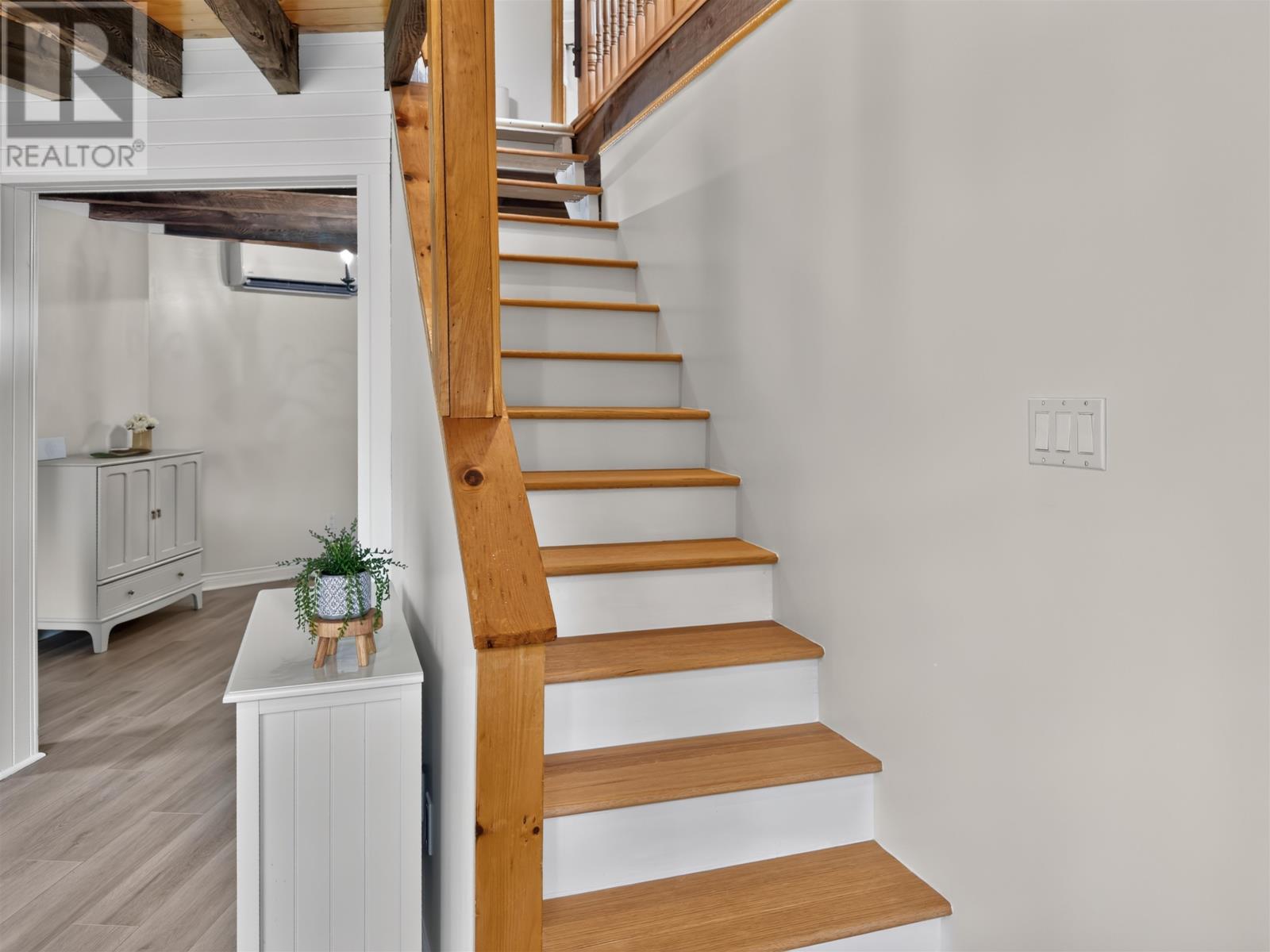 1323 Brooklyn Road photo 31