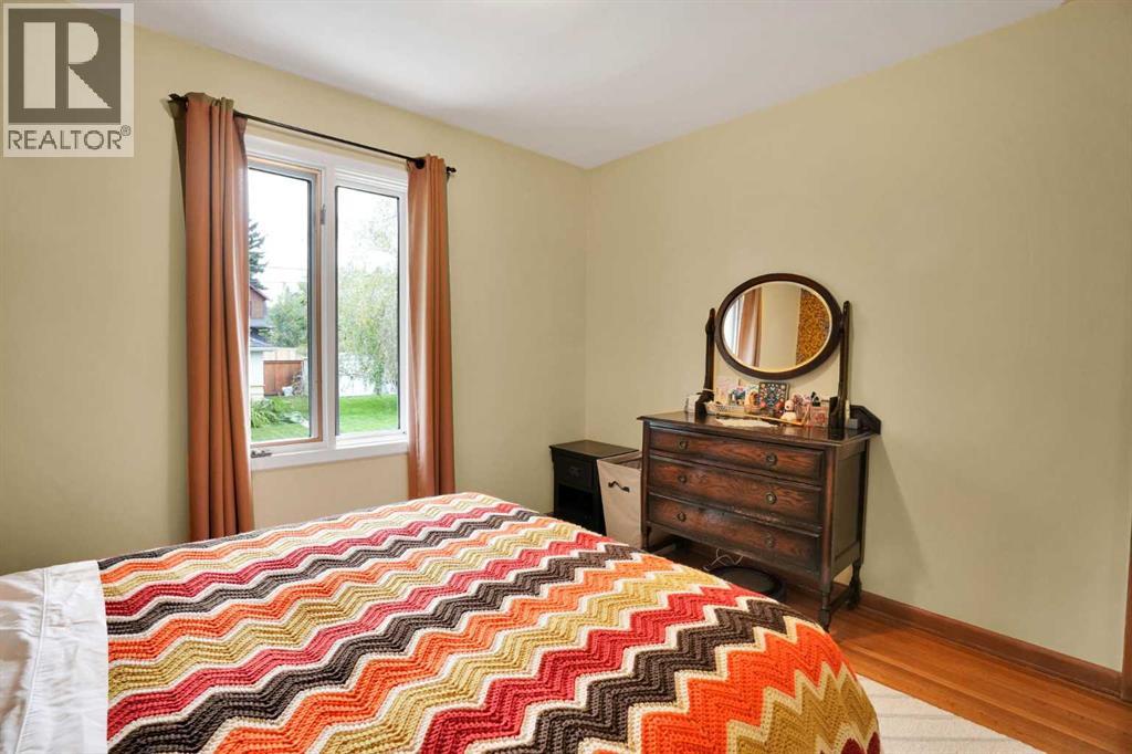 3216 27 Street Sw, Calgary, Alberta  T3E 2G8 - Photo 16 - A2344159