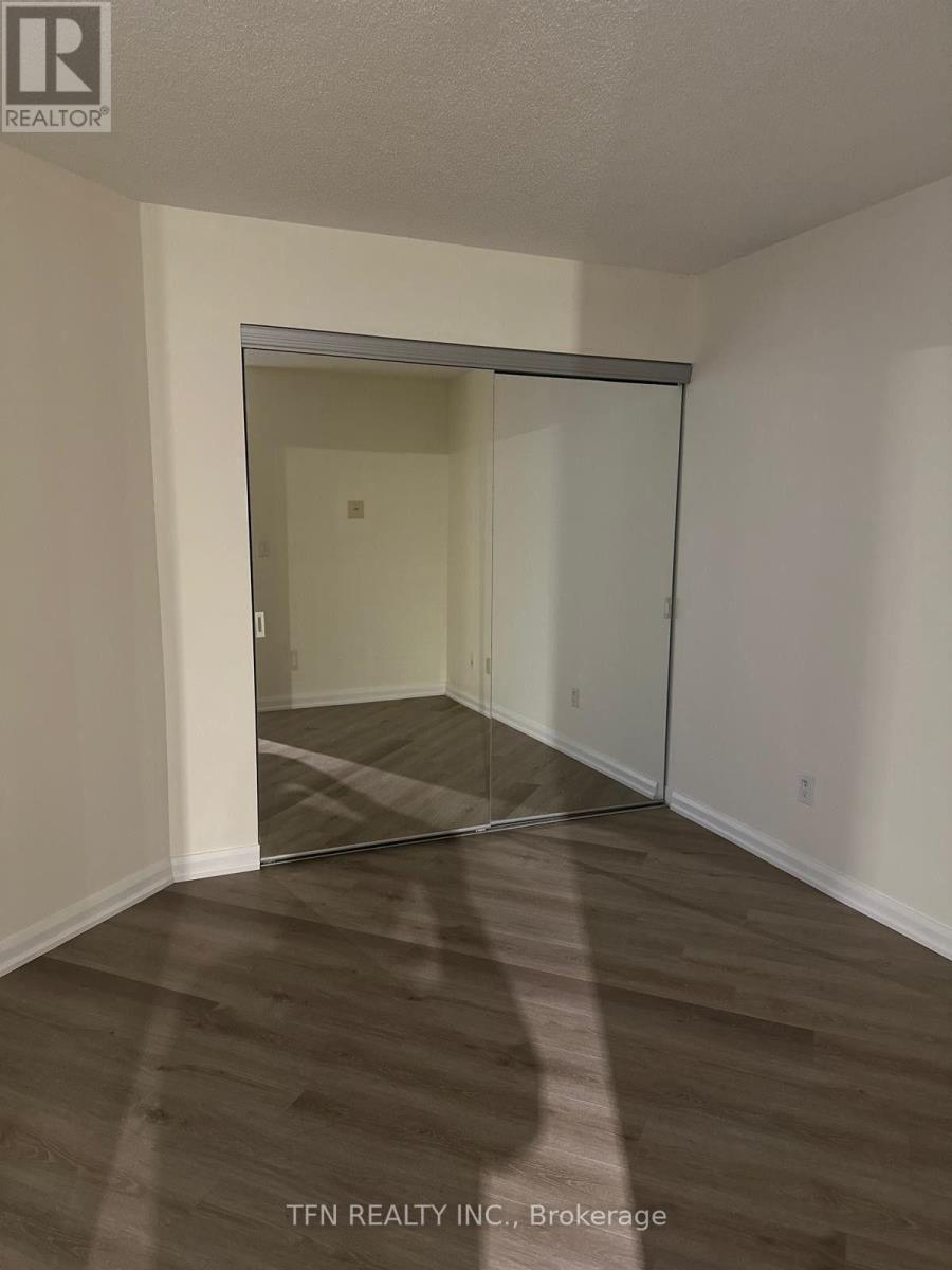 111 Elizabeth Street, Toronto, Ontario  M5G 1P7 - Photo 5 - C13802188