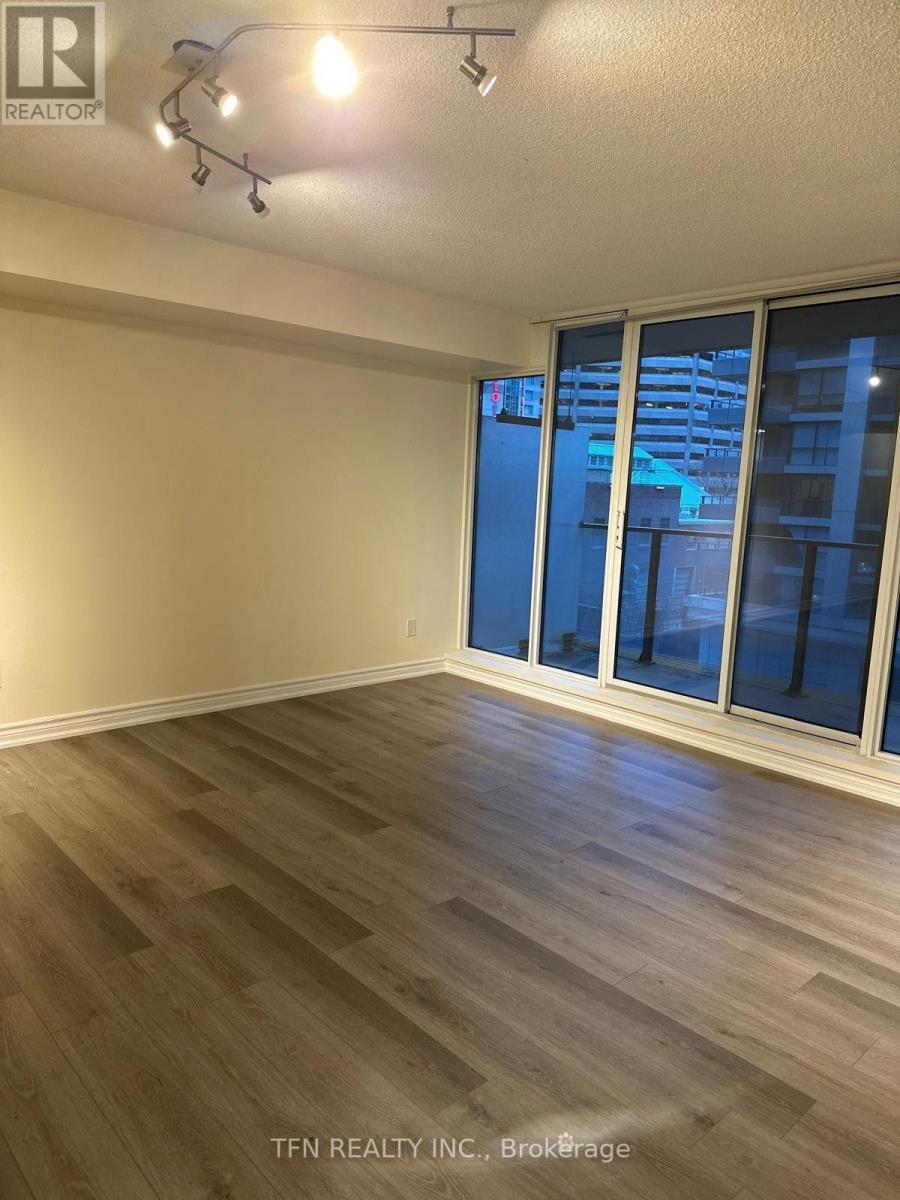 111 Elizabeth Street, Toronto, Ontario  M5G 1P7 - Photo 8 - C13802188