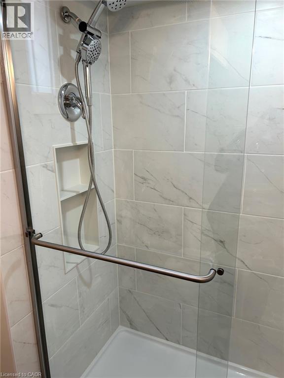 1 Melrose Avenue, Grimsby, Ontario  L3M 1G5 - Photo 9 - 40864389