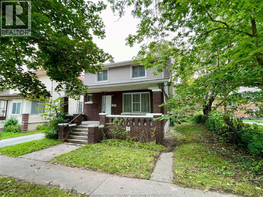 MLS# 26023010: 258 Detroit, Windsor, Canada