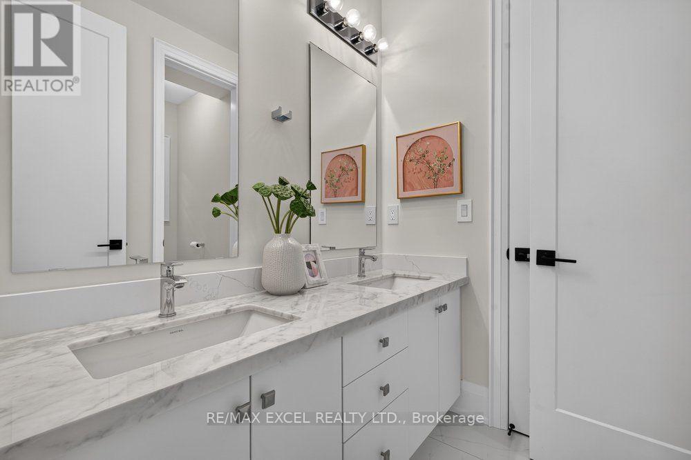 17 Cinquefoil Street, Richmond Hill, Ontario  L4E 1J9 - Photo 45 - N13802110