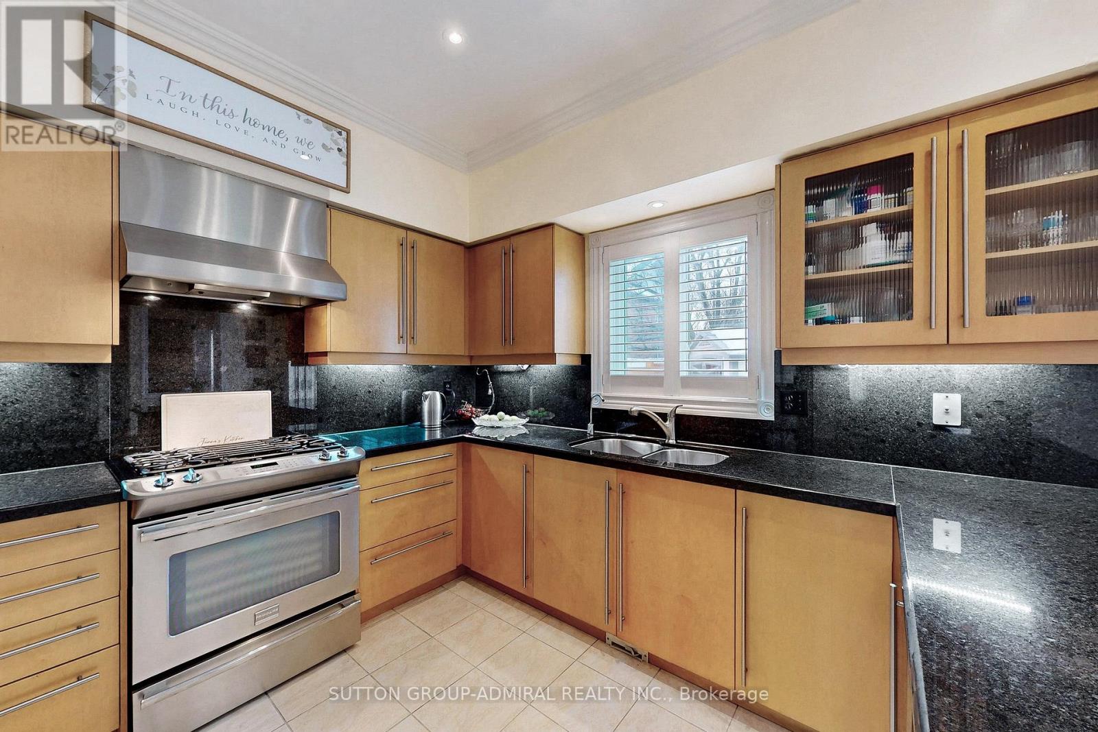 66 Tuscana Boulevard, Vaughan, Ontario  L4K 5J5 - Photo 9 - N13802134