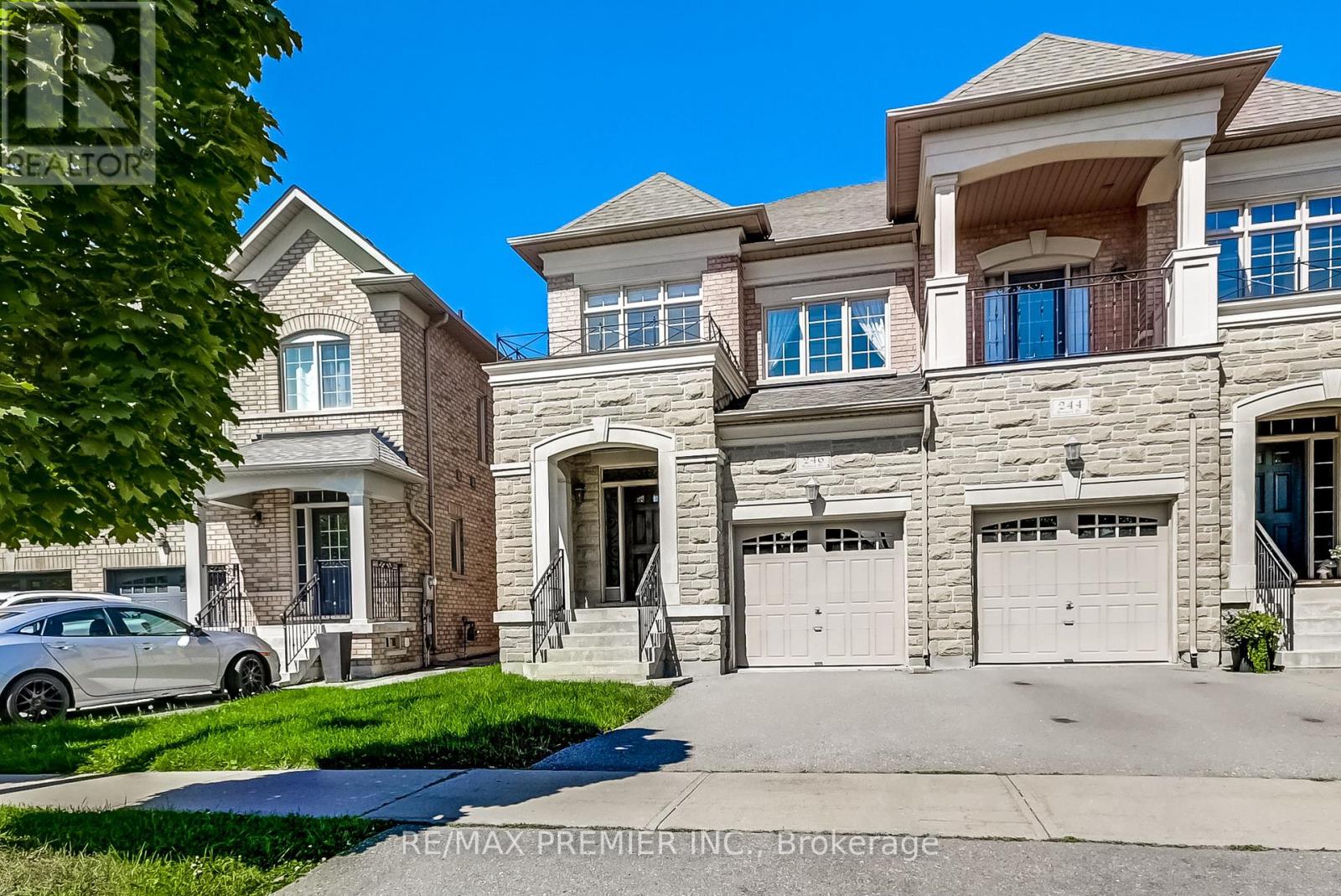 246 Hansard Drive, Vaughan, Ontario  L4H 0W1 - Photo 2 - N13802140