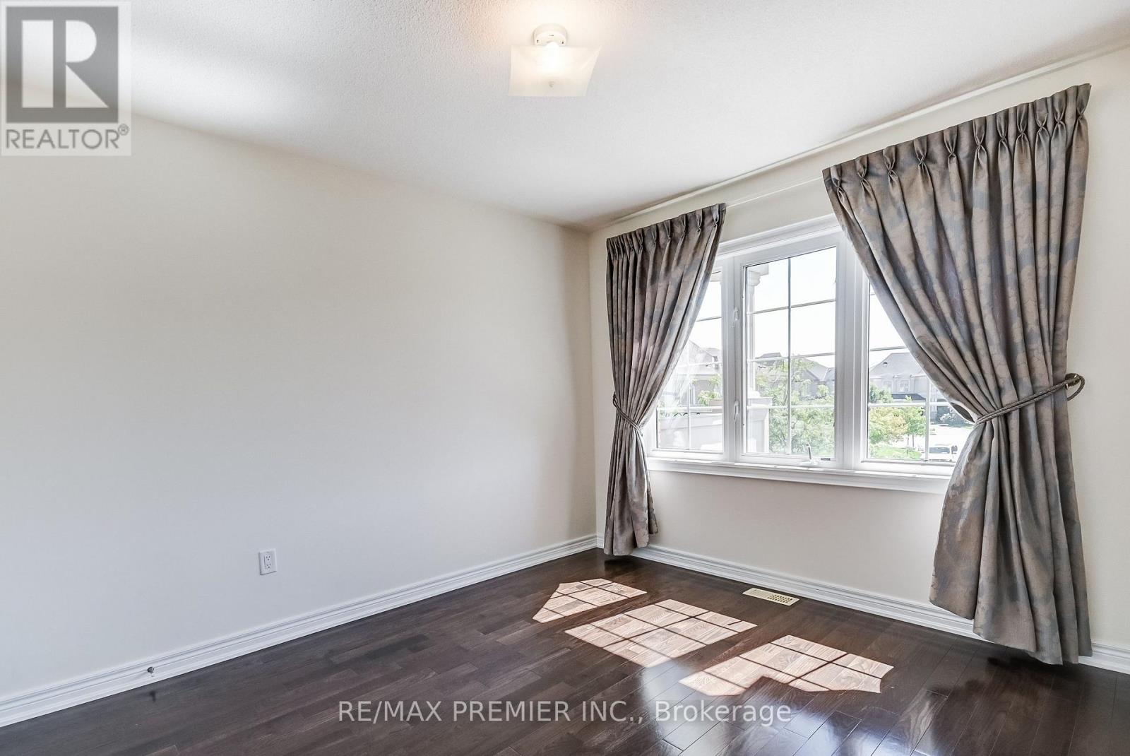 246 Hansard Drive, Vaughan, Ontario  L4H 0W1 - Photo 27 - N13802140