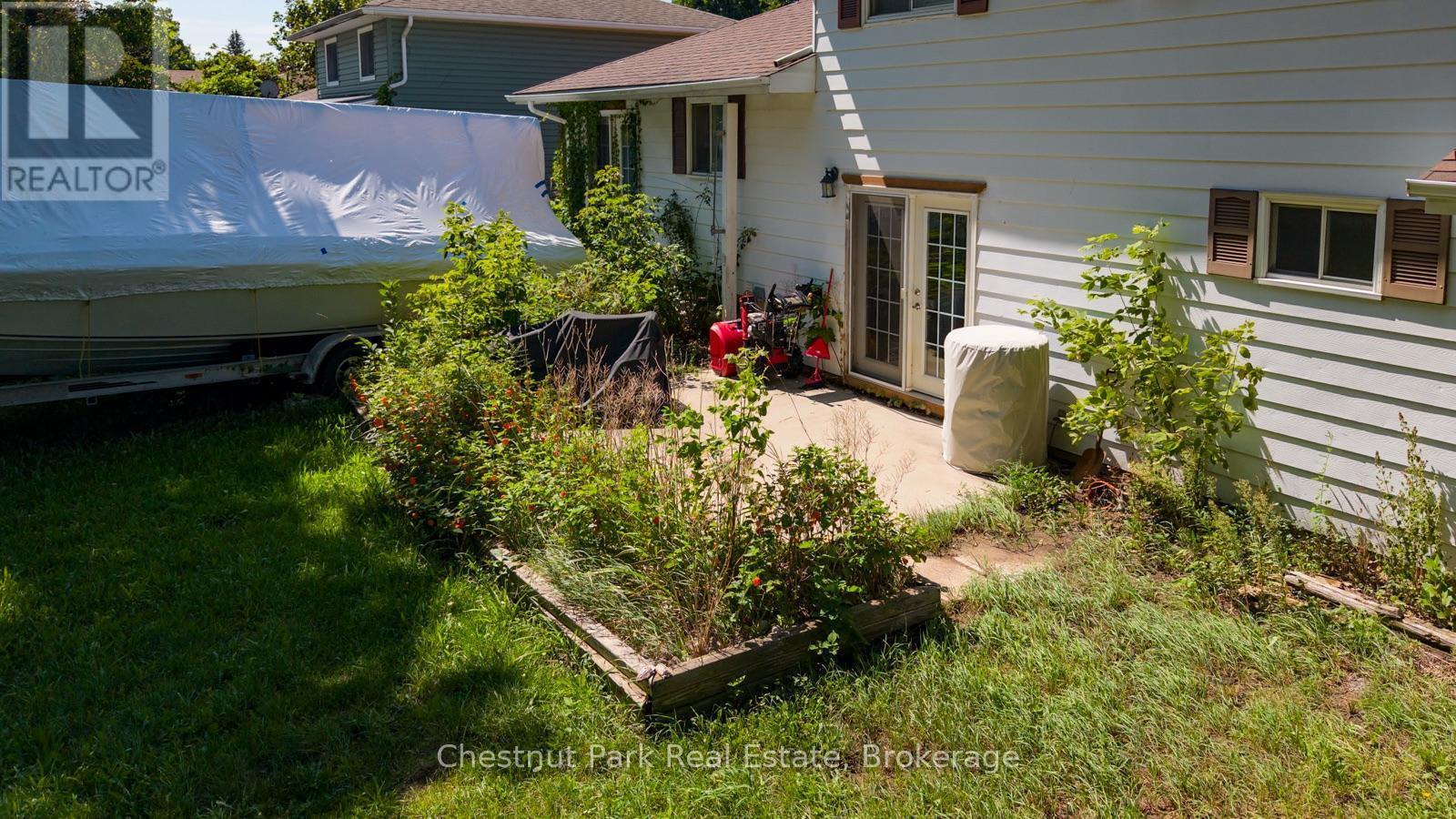 301 Spruce Street, Collingwood, Ontario  L9Y 3H2 - Photo 9 - S13802206