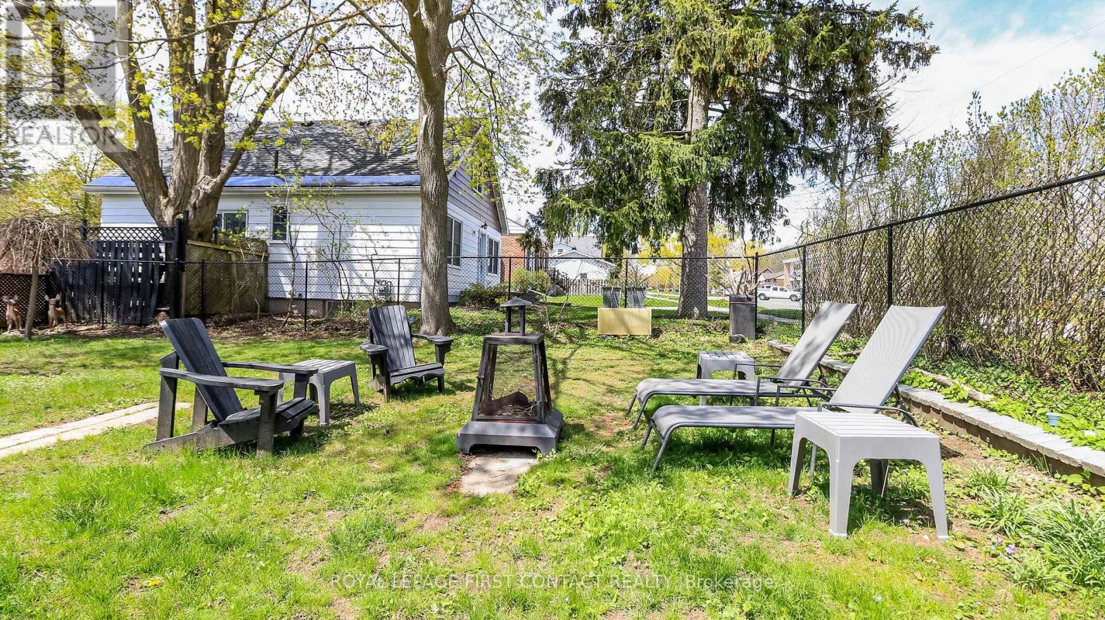 181 Napier Street, Barrie, Ontario  L4M 1W9 - Photo 34 - S13802164