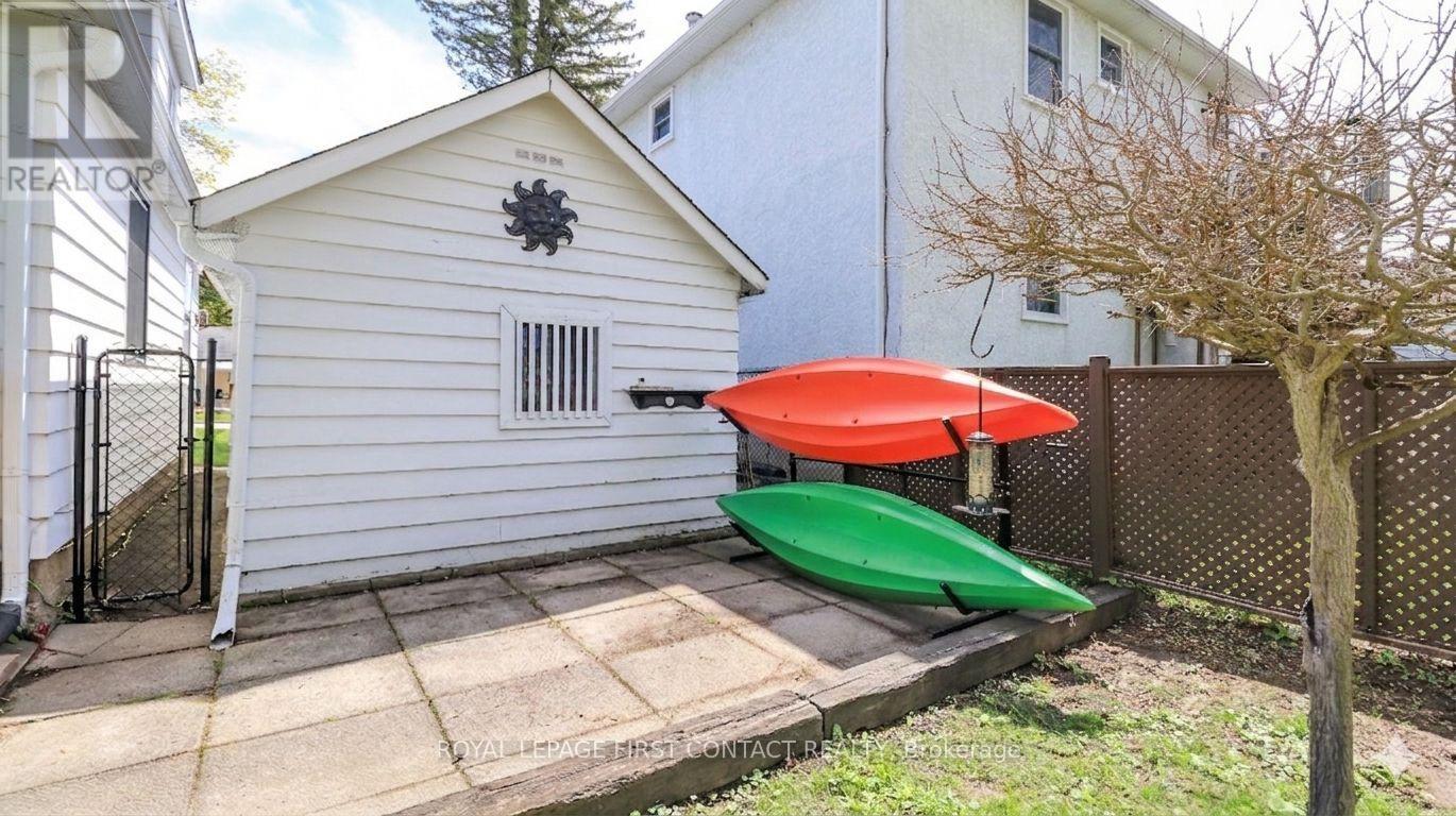 181 Napier Street, Barrie, Ontario  L4M 1W9 - Photo 36 - S13802164