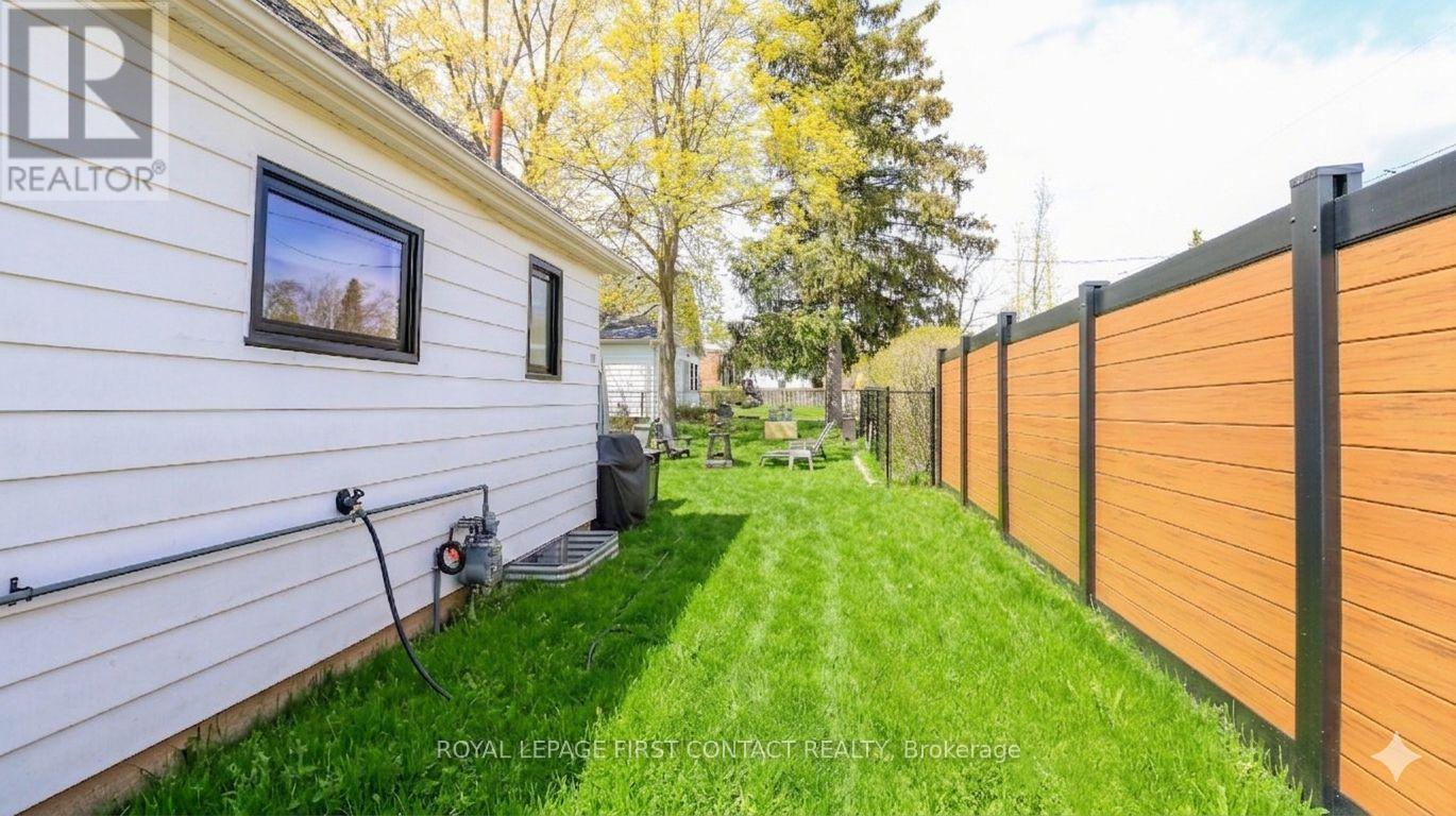 181 Napier Street, Barrie, Ontario  L4M 1W9 - Photo 38 - S13802164
