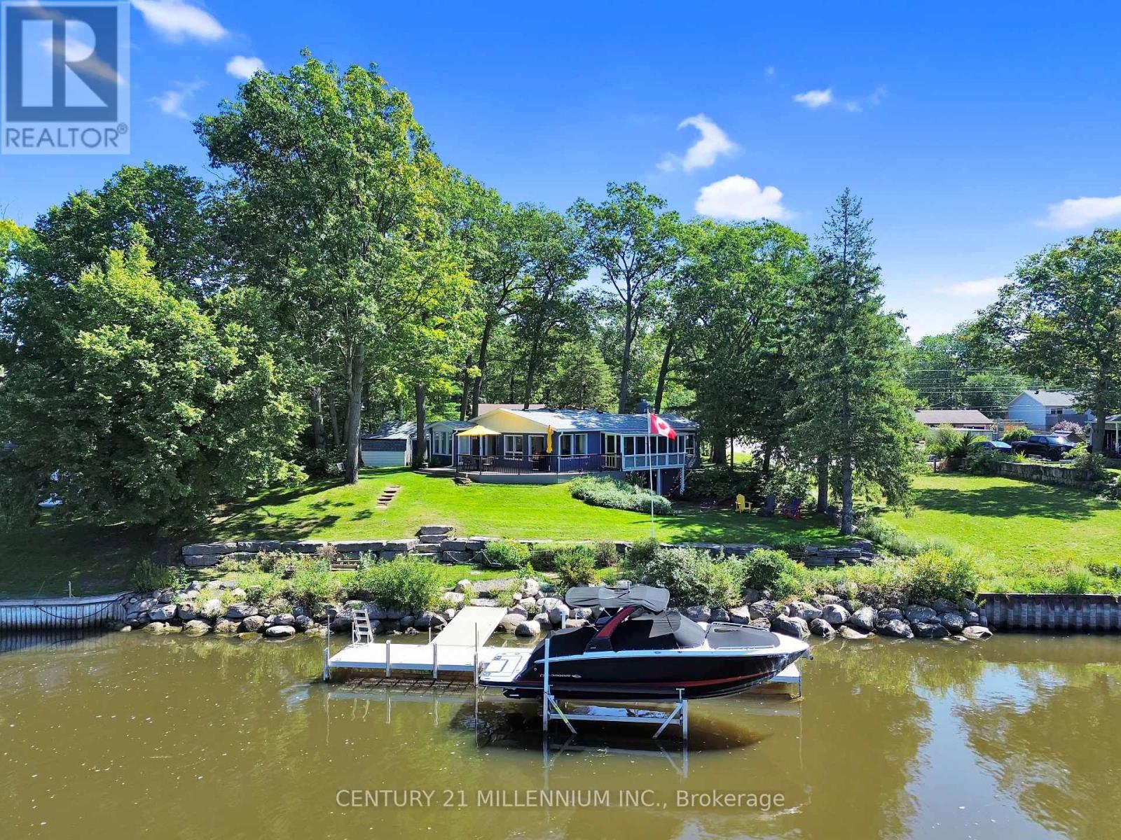 68 EDGEWATER ROAD, Wasaga Beach, Ontario