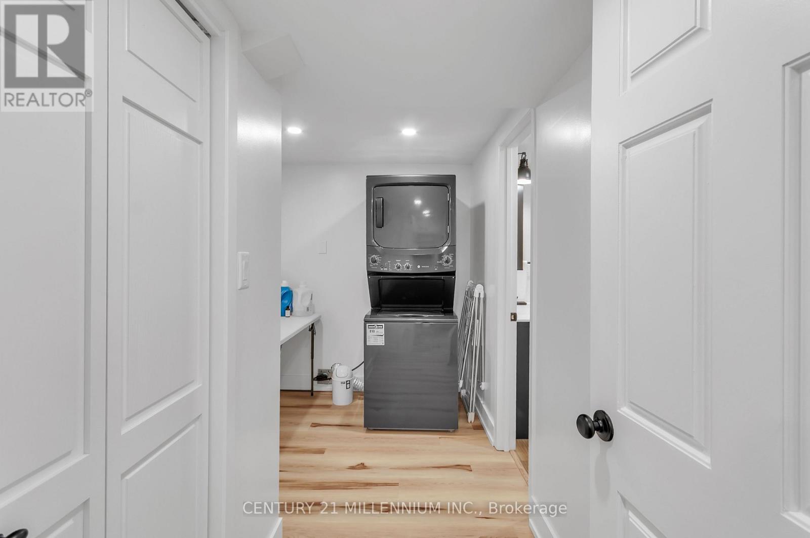 68 Edgewater Road, Wasaga Beach, Ontario  L9Z 2W3 - Photo 28 - S13802166