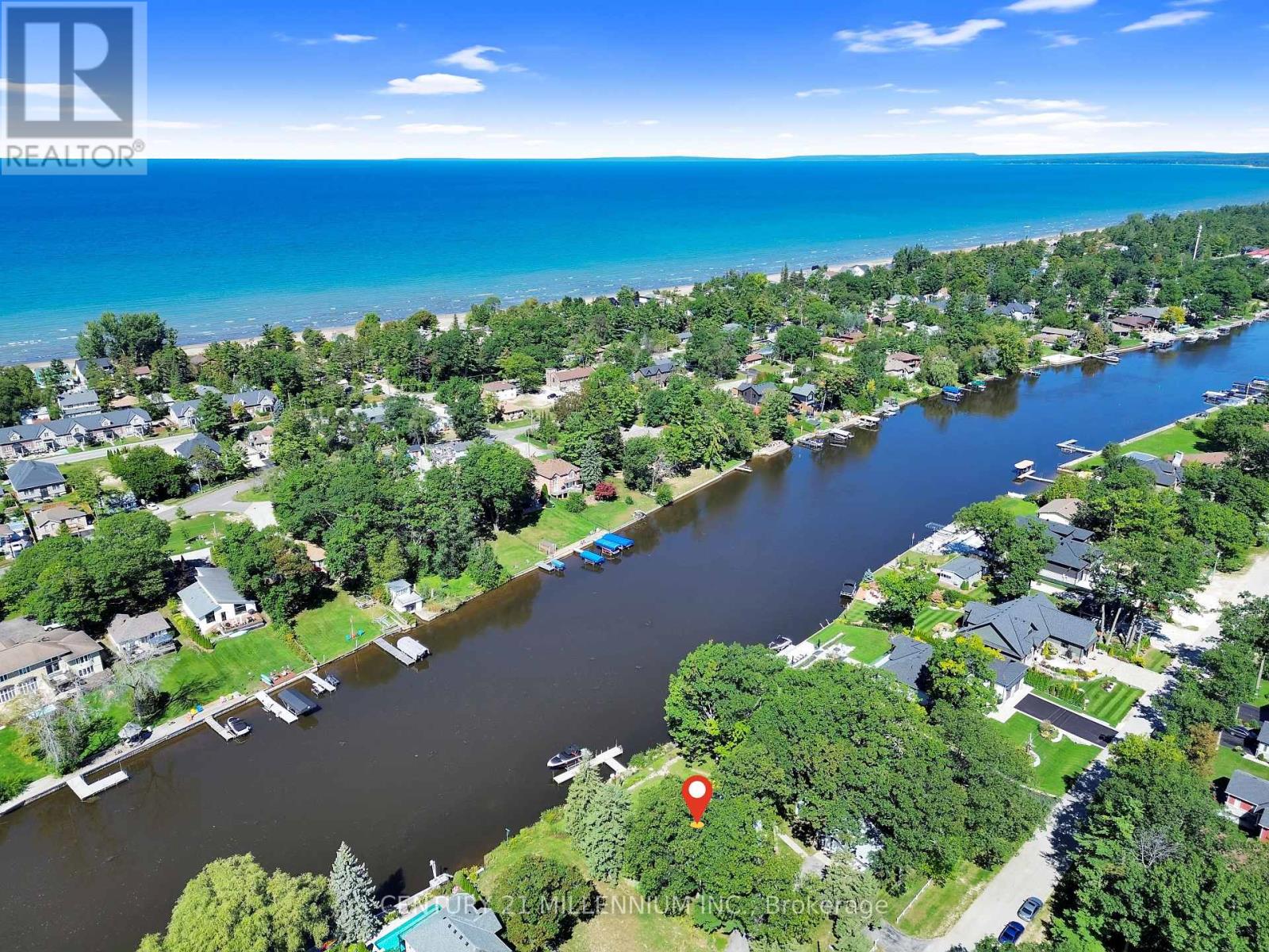 68 Edgewater Road, Wasaga Beach, Ontario  L9Z 2W3 - Photo 3 - S13802166