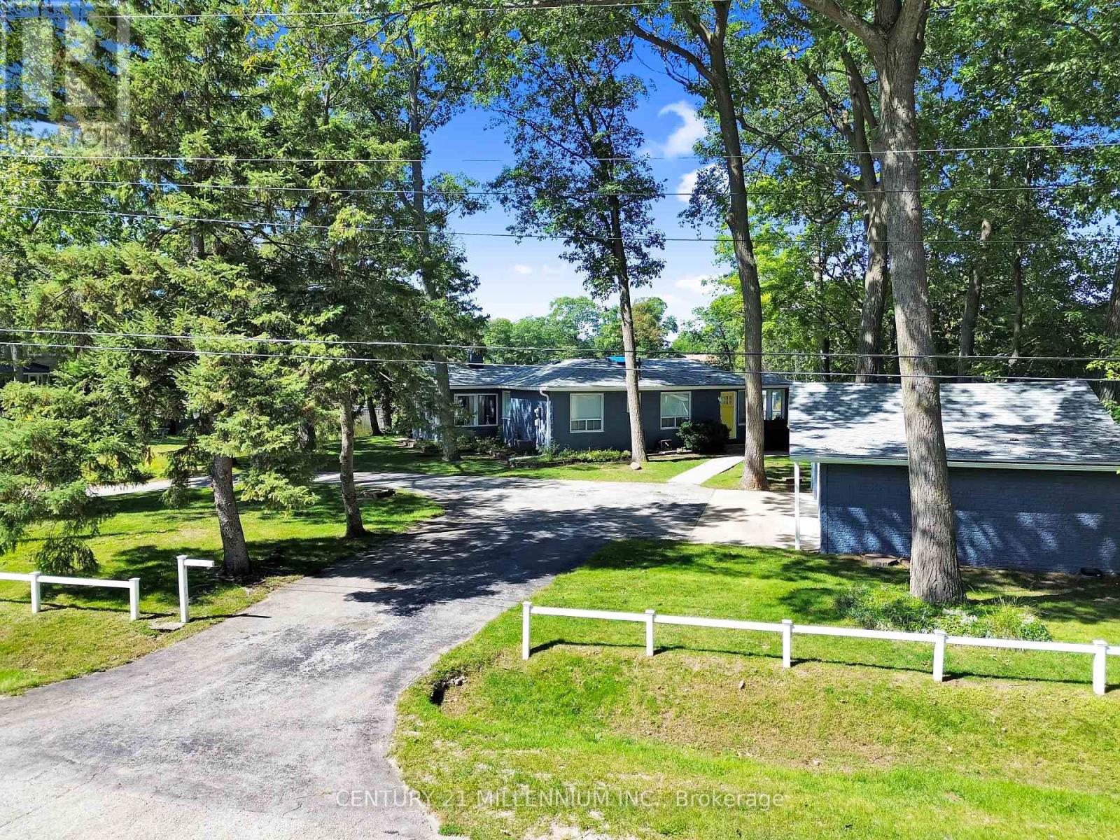 68 Edgewater Road, Wasaga Beach, Ontario  L9Z 2W3 - Photo 6 - S13802166