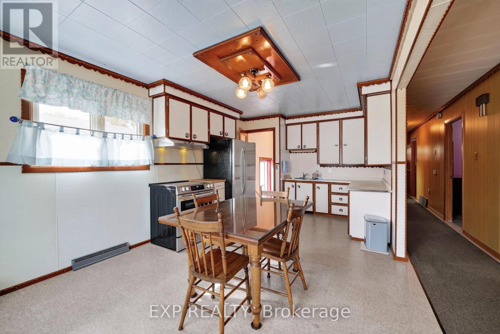 1640 Brookdale Avenue, Cornwall, Ontario  K6J 4R1 - Photo 4 - X13802076