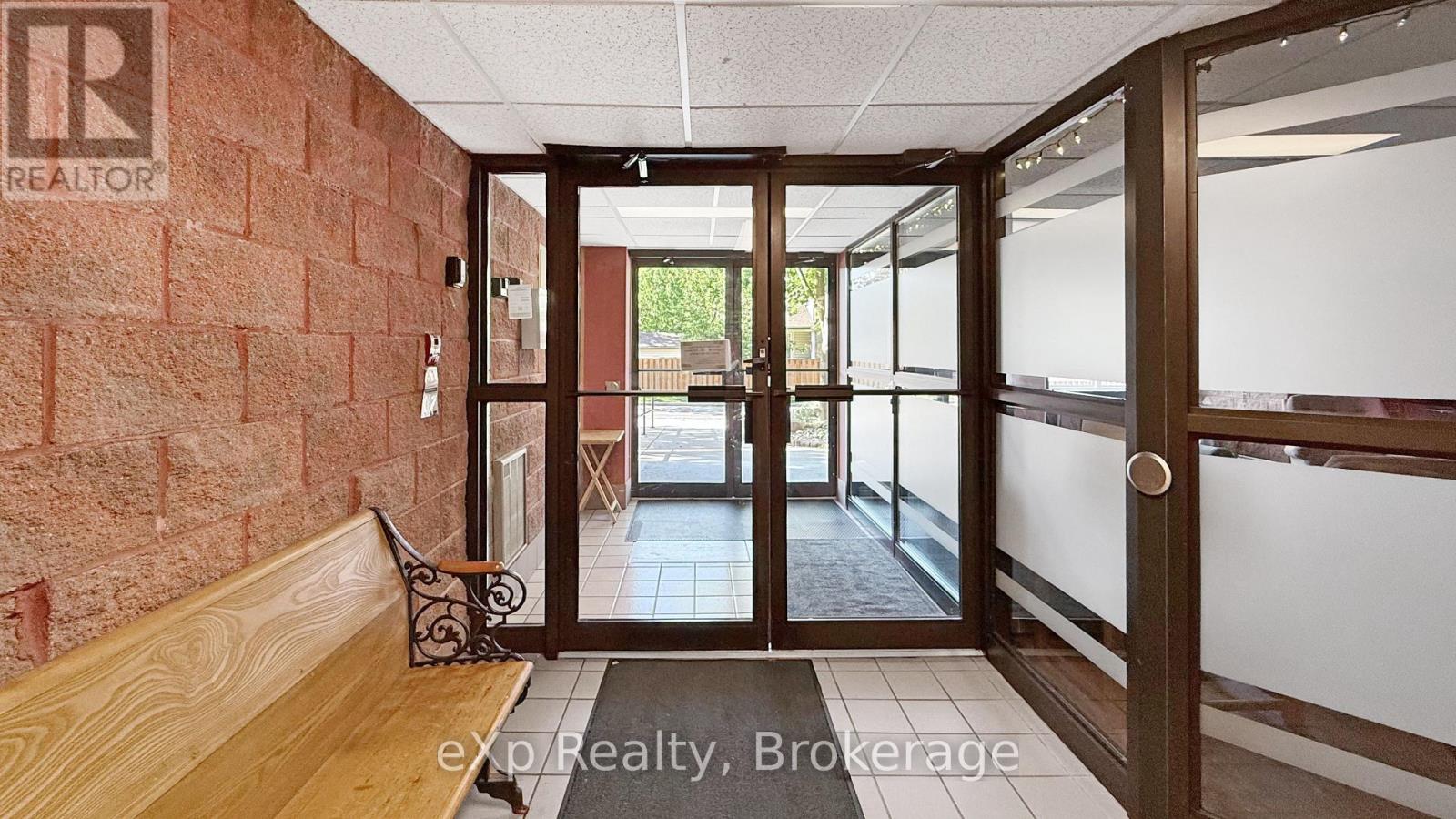 604 - 536 11th Avenue, Hanover, Ontario N4N 2S4 - Photo 4 - X13802130