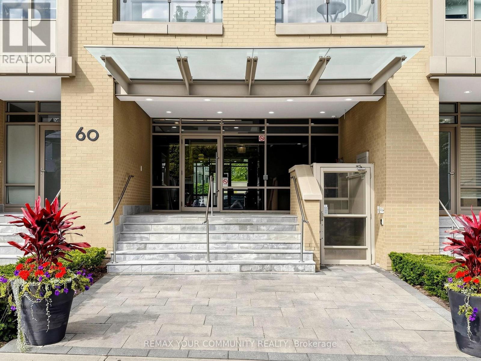 306 - 60 Berwick Avenue, Toronto, Ontario  M5P 1H1 - Photo 4 - C13780080