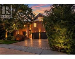 324 OAKRIDGE COURT, Oakville, Ontario