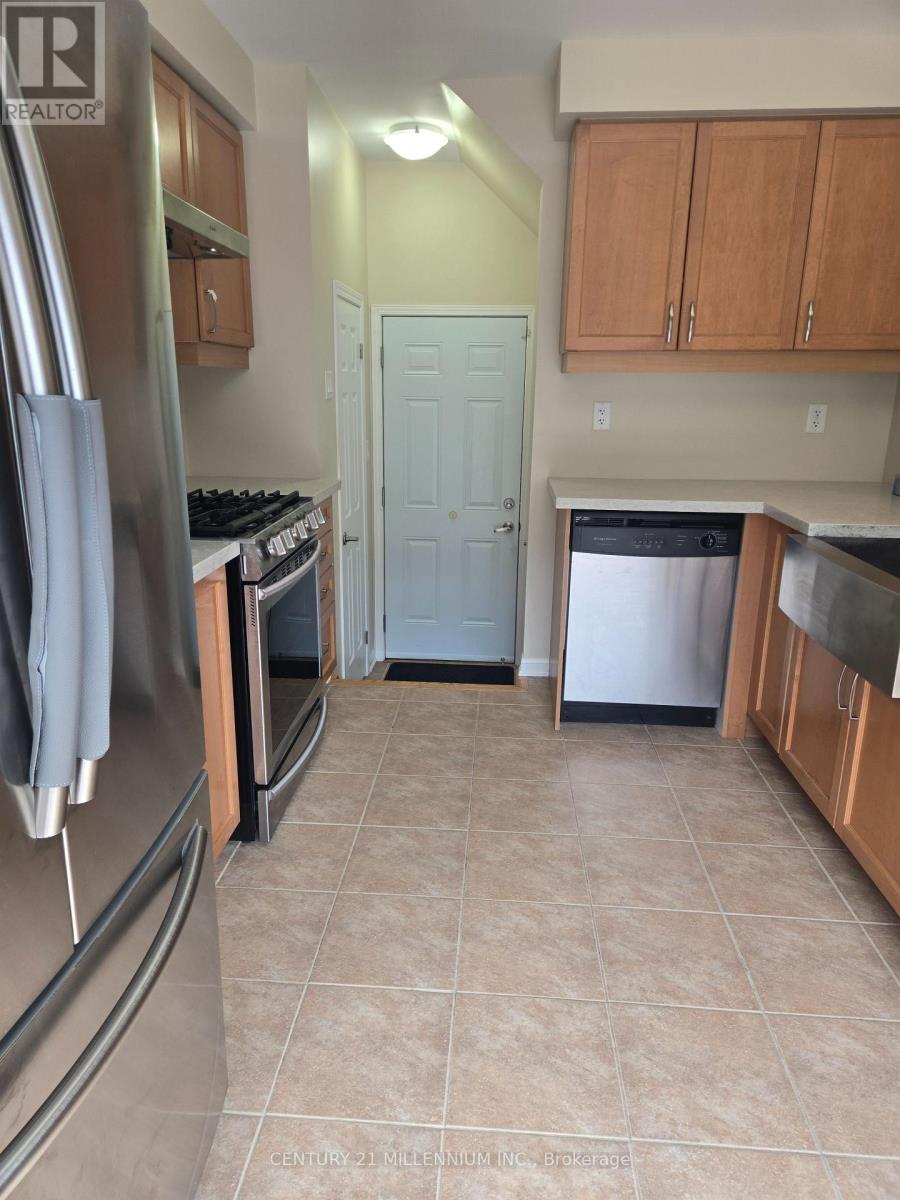 828 Herman Way, Milton, Ontario  L9T 7B1 - Photo 10 - W13802086