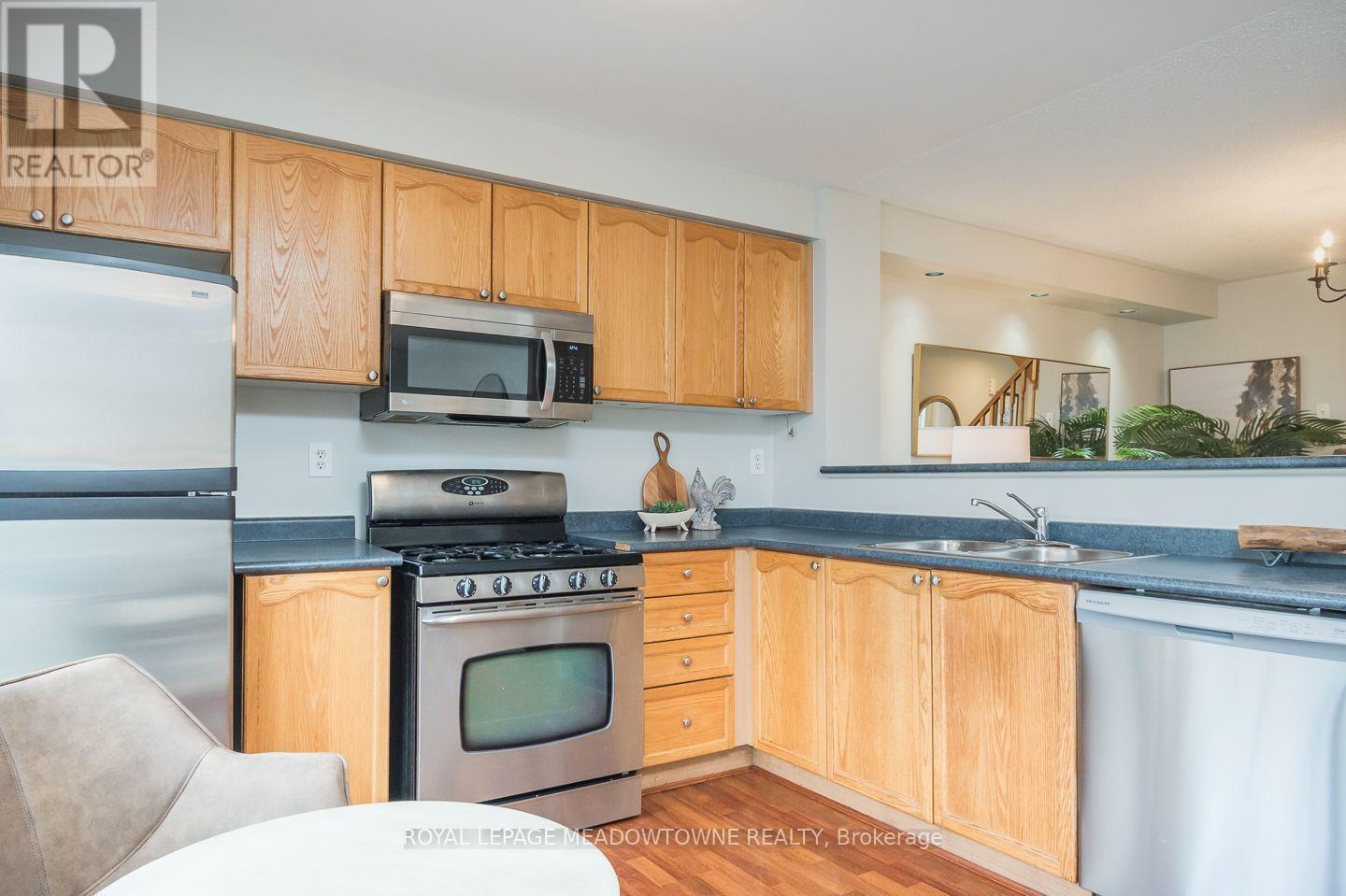 415 Bundy Drive, Milton, Ontario  L9T 5N7 - Photo 18 - W13802104
